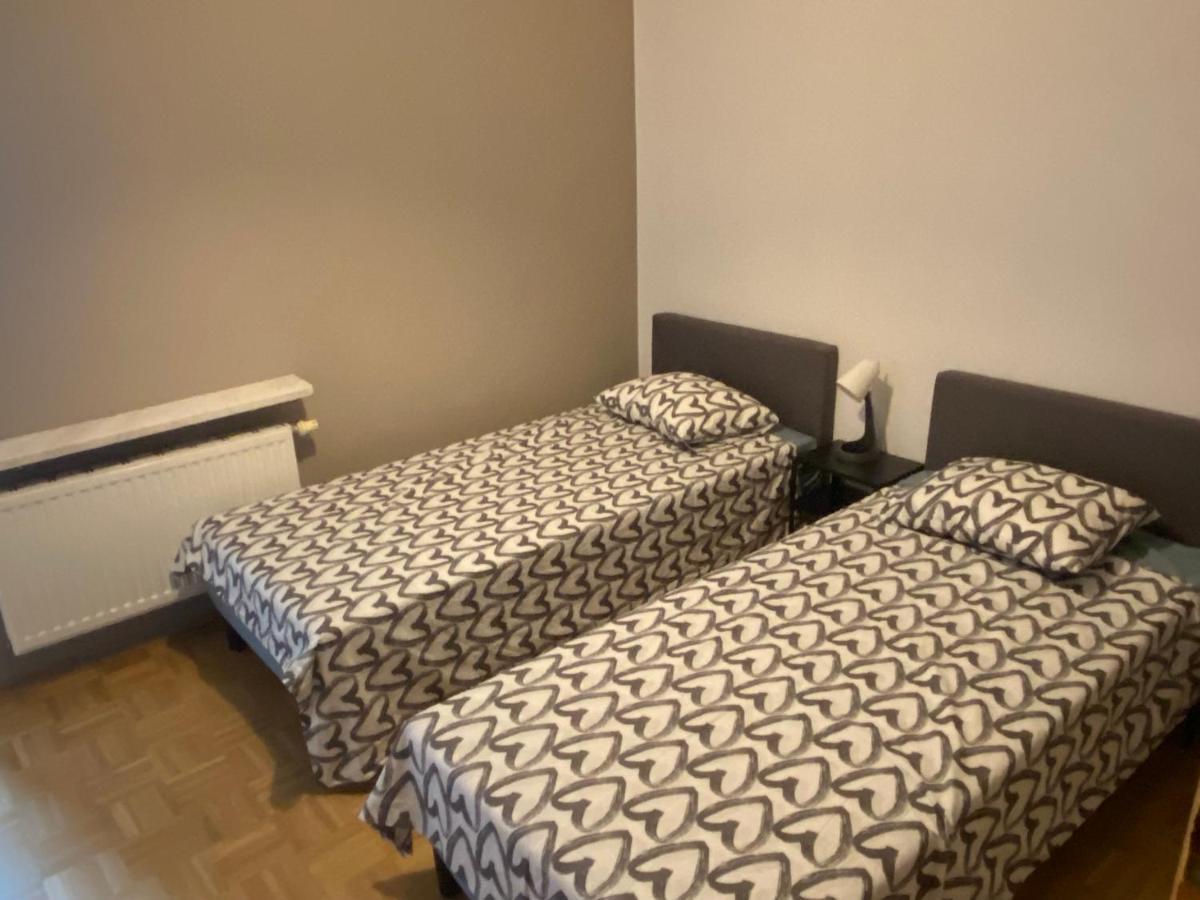 Pokoje Nowoursynowska Hostel Варшава Екстериор снимка